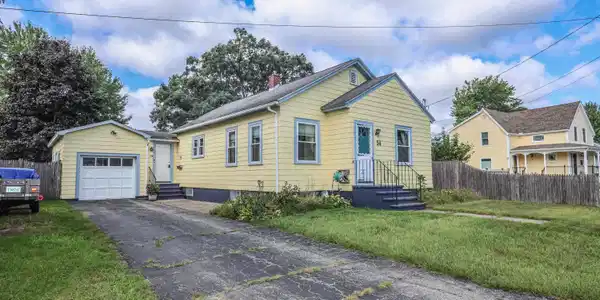 54 Nagle Street