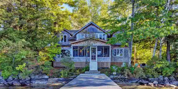 25 Birch Point