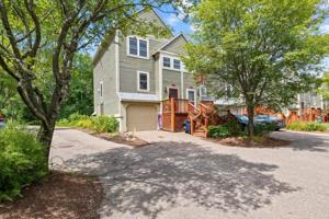 174 East Redrock