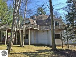 5136 W Fox Farm Road