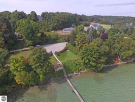 16697 Whispering Pines