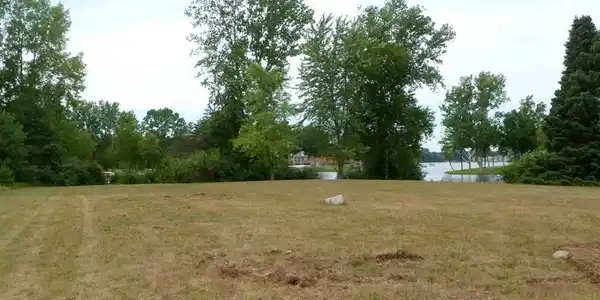 2010 Channel Drive West