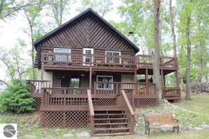 1600 N Ogemaw Trail