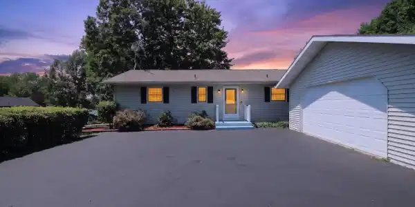 1132 Clubhouse Drive