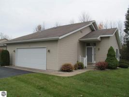 338 Woodside Circle
