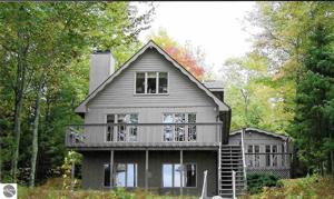 2652 Birchview Drive
