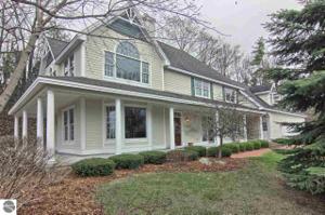 6410 Peninsula Drive