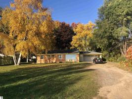 9589 Center Road