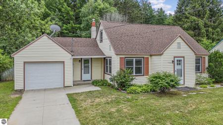 1705 Chestnut
