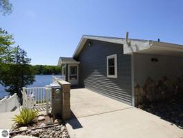 9059 Clam Lake Road