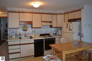 4370 N US-23 N
