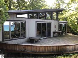 1800 Greenwood Landing