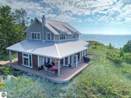 2468 Ellsworth Trail