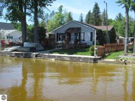 3421 W Lake Mitchell Drive