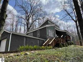 4122 Deskin Drive