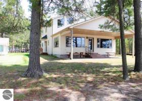 6325 Woodland Drive