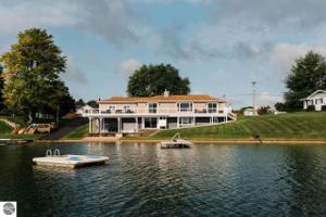 1022 N West Silver Lake Road