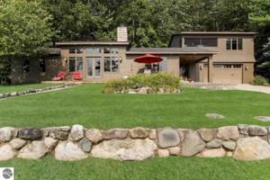 4570 Crystal Drive