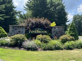 6885 Pinebrook Drive