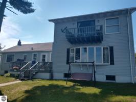 198 N Huron
