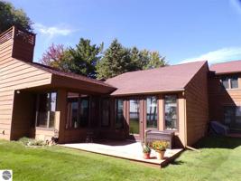 107 W North Shore Drive West