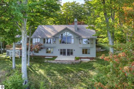 931 S Ridgeview Trail