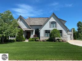 7877 Turnberry Circle