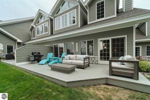 6698 Lakeshore Road