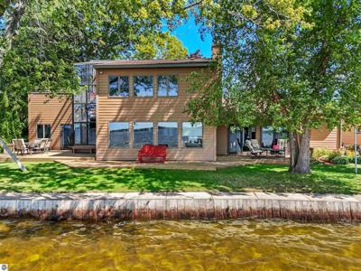 311 E Lake Mitchell Drive