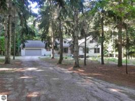 3329 Perry Lane
