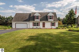 6111 London Drive