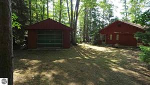 1082 Creswell Lane