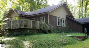 257 Leonard