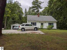 19 N Huron Road