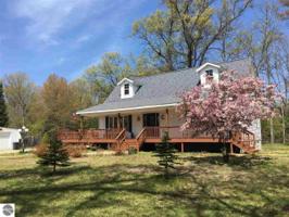 1591 N Ogemaw Trail