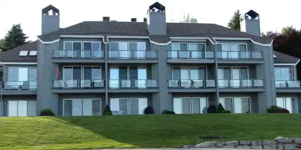 748 N Yacht Club Drive