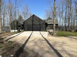 10800 Bluebird Drive