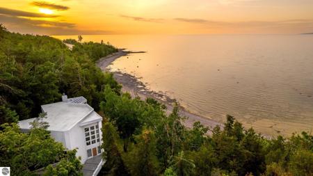 7857 Nine Mile Point Drive