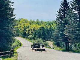 4997 Legend Trail