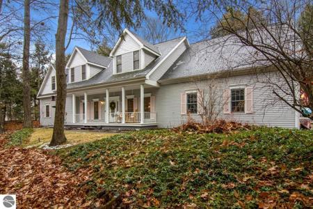 10515 Lakeshore Road