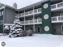 624 S Lake