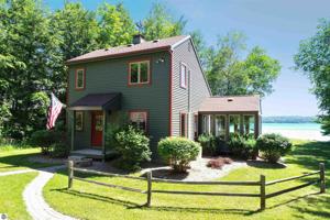 2446 N US31