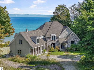7374 N West Bay Shore Drive