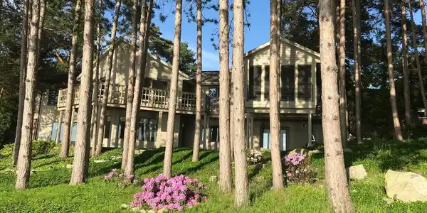 1044 Clubhouse Drive