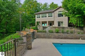 3088 Wanakiwin Trail