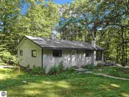 465 Peninsula Trail
