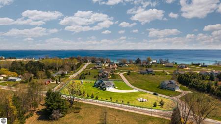 3833 Smokey Cove Drive