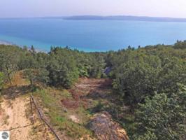 2829 Woodsmere Hills Drive