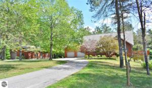 1144 Gitchegumee Drive