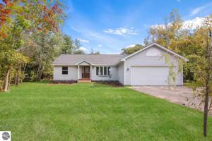 9496 Elk Lake Trail